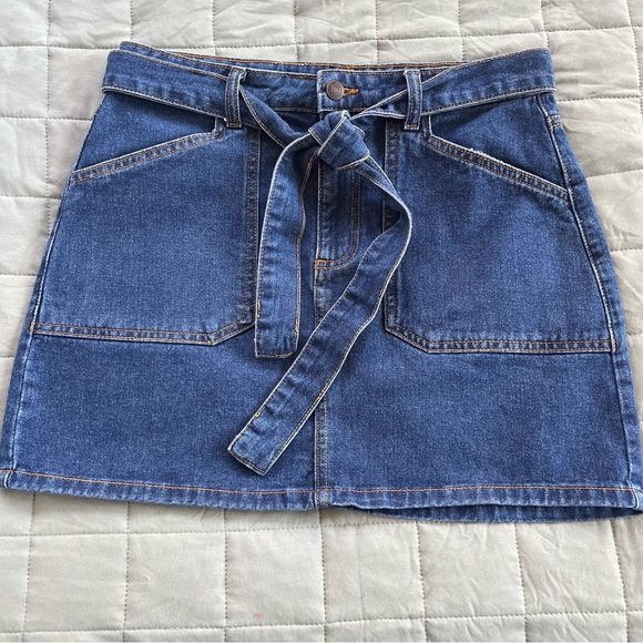 Forever 21 Dresses & Skirts - Forever 21 Denim Jean Belted Mini Skirt Tie Belt Size Large